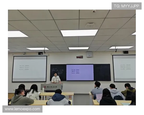 专访DOTA2职业战队教练李芳揭秘成功背后的策略与心路历程