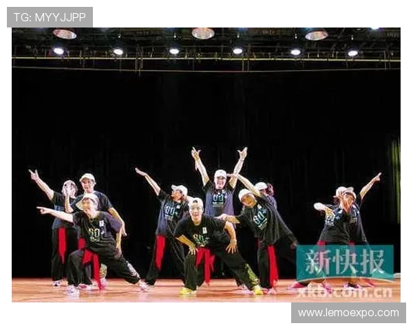 北京街舞队的默契配合与创意表达探索之旅