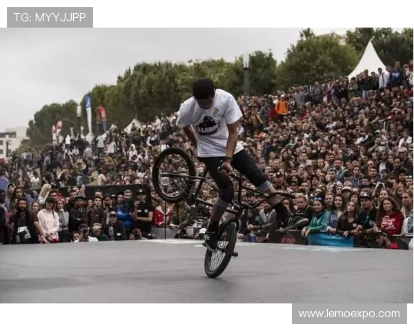 武汉极限运动队在世界杯中的灵活性表现引发热议与关注