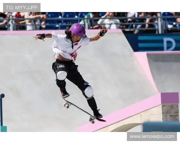 武汉滑板队在世界滑板锦标赛中的灵活性表现引发热议与关注