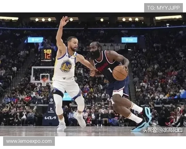 2014至2015赛季勇士与快船的激烈对决与篮球战术的精彩碰撞