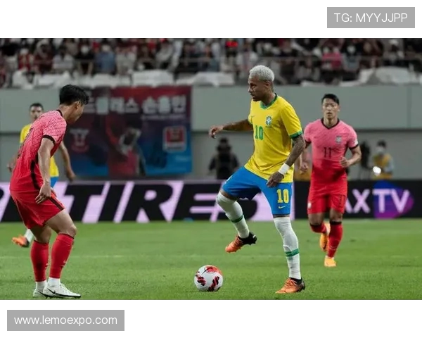 巴西队与韩国队激战正酣谁能在世界杯舞台上笑到最后 巴西队与韩国队激战正酣谁能在世界杯舞台上笑到最后