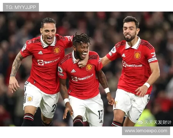 曼联与雷丁精彩对决回顾分析全场比赛亮点与战术解析