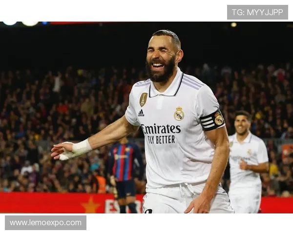 本泽马:从球场传奇到人生新篇章的华丽转身与未来展望 本泽马:从球场传奇到人生新篇章的华丽转身与未来展望