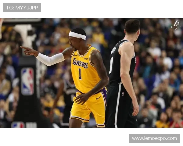 篮网与湖人激战在即NBA赛程精彩对决引发球迷热情期待