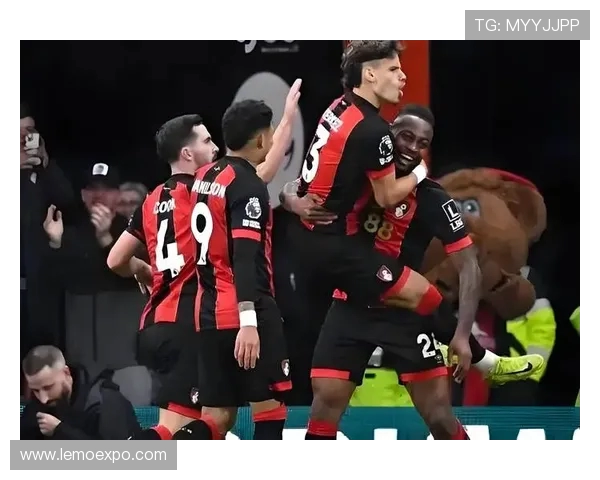 英超2020赛季诺维奇主场迎战利物浦精彩对决回顾与分析