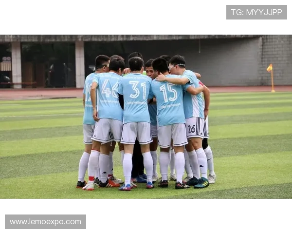 重庆足球队在足球耐力排行榜中荣登第十名展现出强大实力与拼搏精神