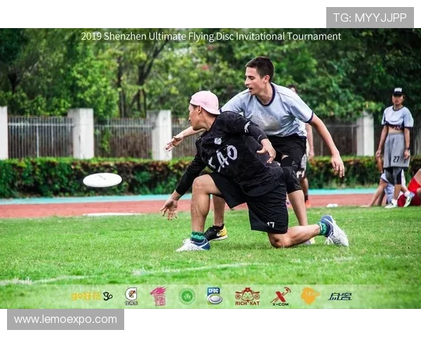 飞盘技术排行榜出炉深圳飞盘队荣登第六名引发热议 飞盘技术排行榜出炉深圳飞盘队荣登第六名引发热议