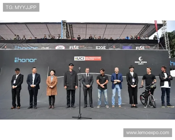 成都街舞队在极限运动会中的灵活性表现引发热议与赞赏