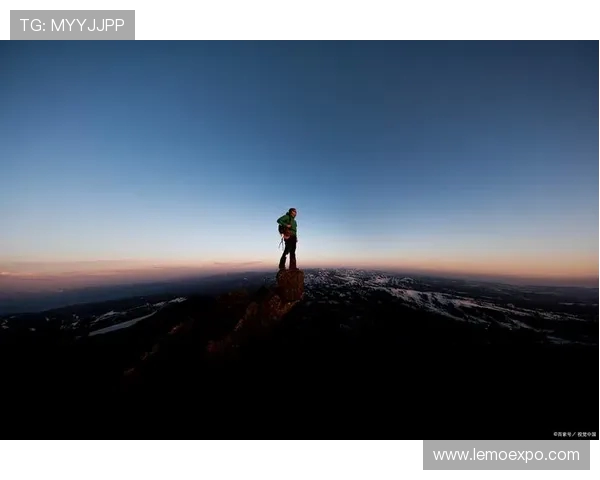 攀岩人生的深度对话：吴军如何在高峰与低谷中找到自我